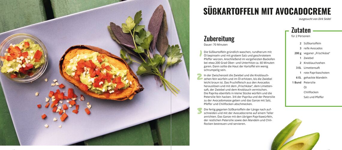 Screenshot einer Buch-Doppelseite mit Bildern von gefüllten Süßkartoffeln und dem Rezepttext.